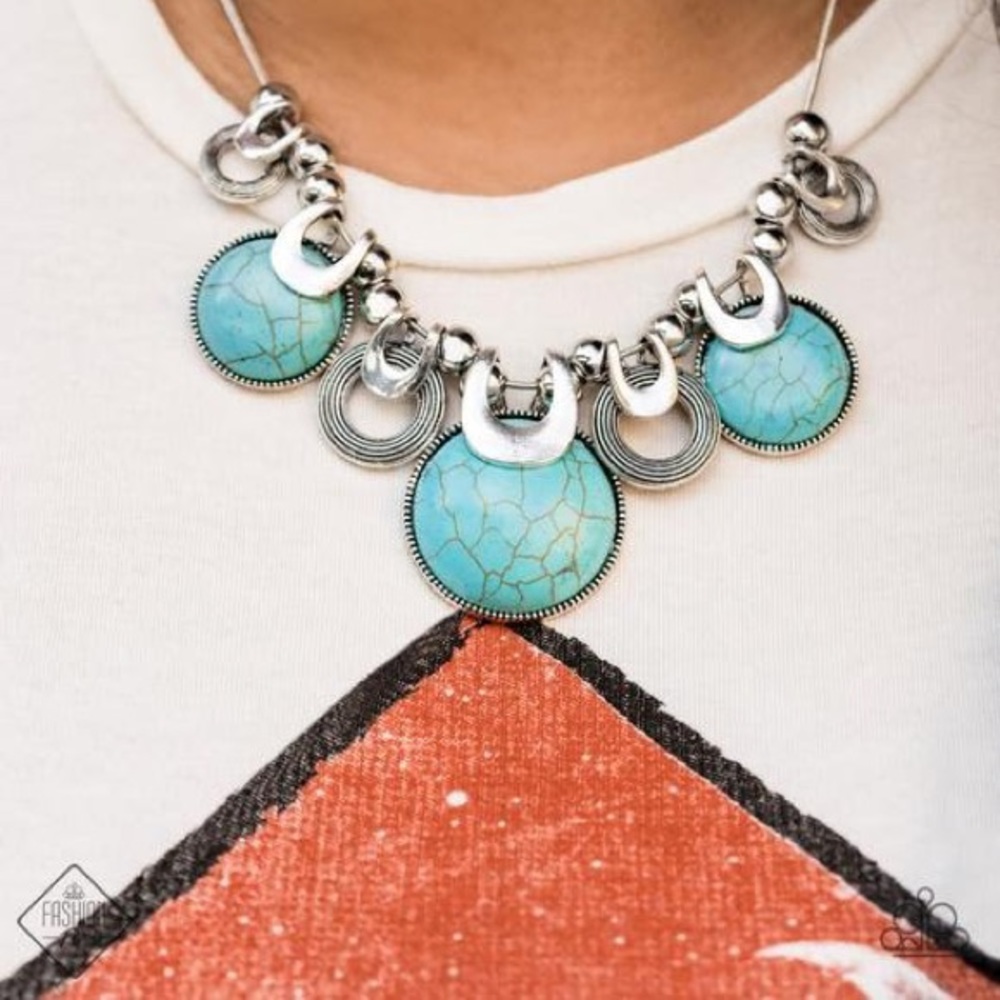 Simply Santa Fe - Complete Trend Blend - Fashion Fix - February 2020